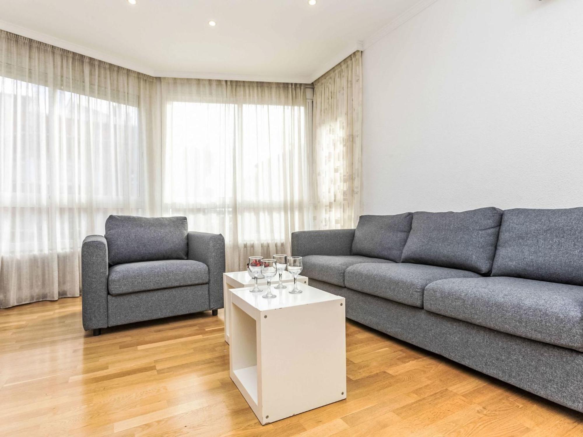 Apartment Sants-Les Corts Galileu By Interhome Барселона Экстерьер фото